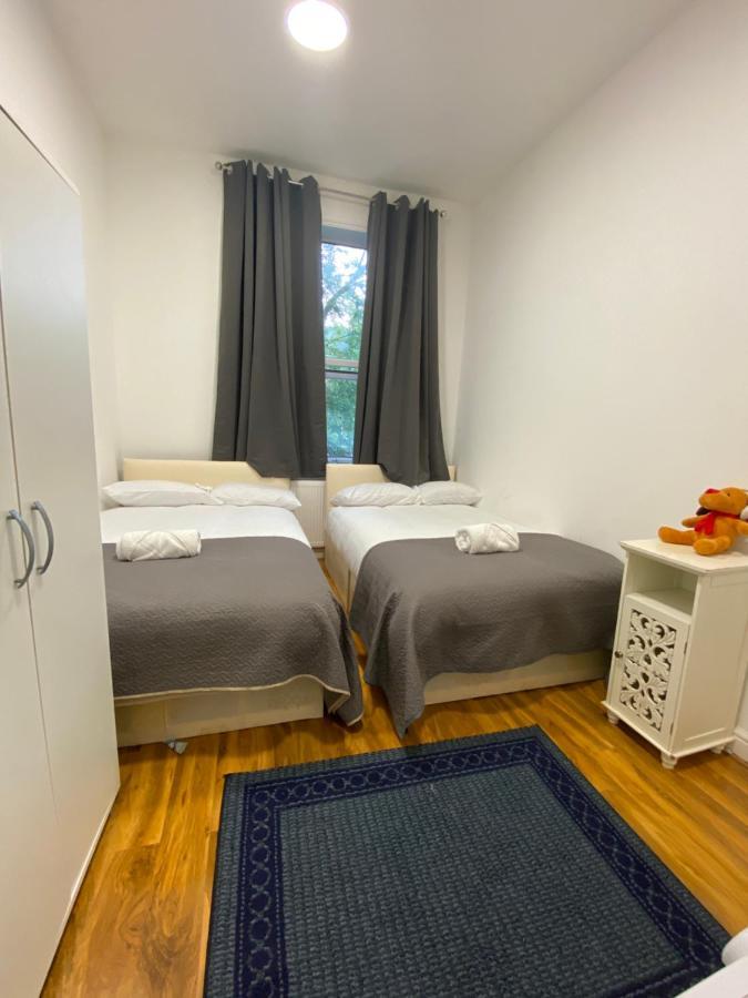 30 Willesden Lane Лондон Екстериор снимка