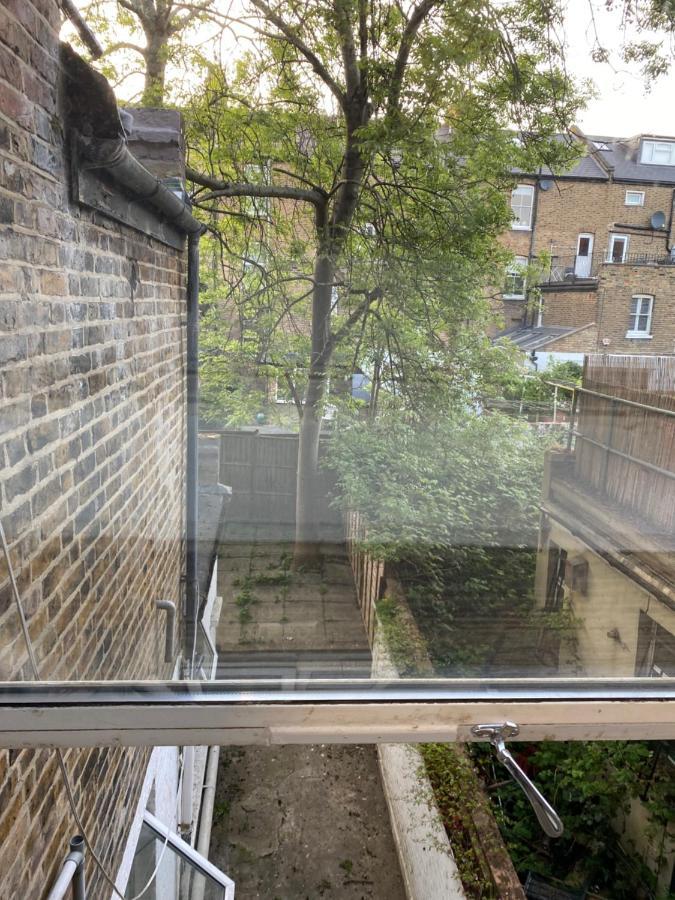 30 Willesden Lane Лондон Екстериор снимка