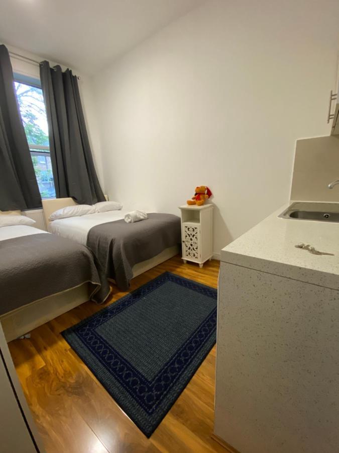 30 Willesden Lane Лондон Екстериор снимка